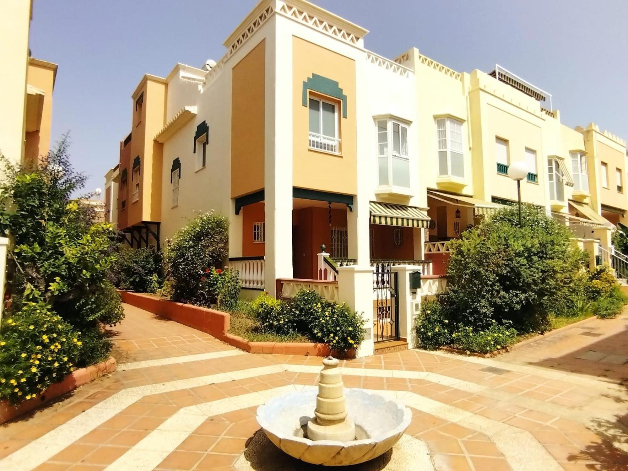 Casa Playa, Terraza Y Garaje Leilighet Nerja Eksteriør bilde